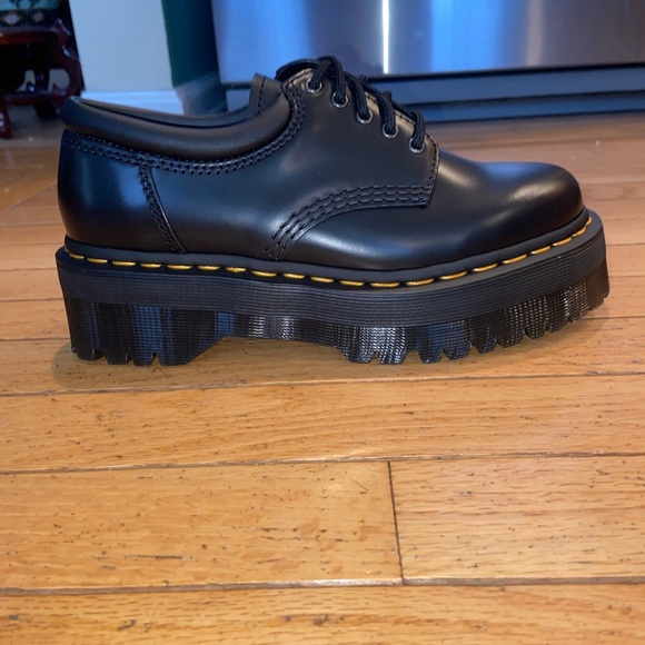 dr. martens 8053 quad black polished leather smooth platforms - Picture 3 of 4